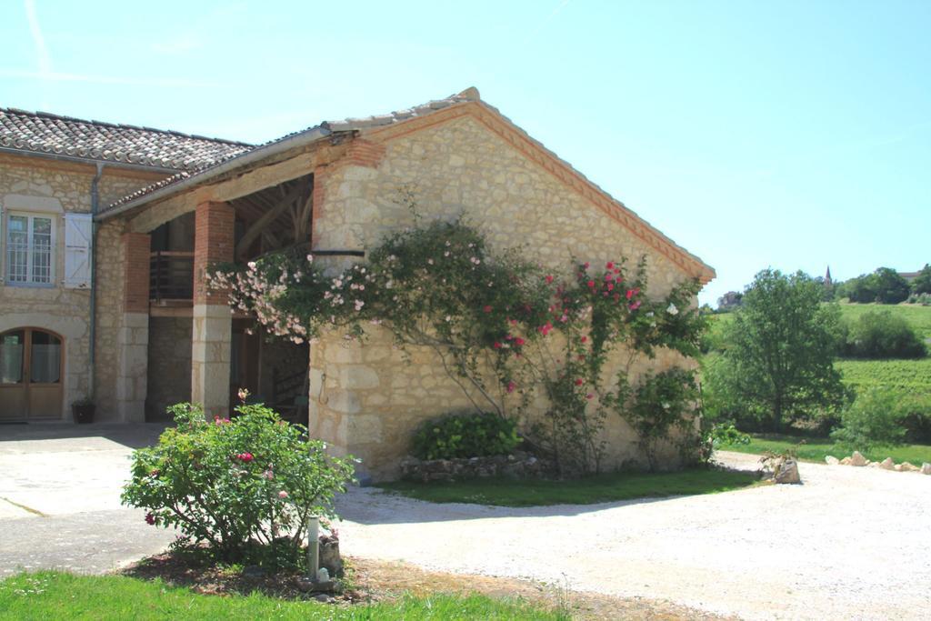 Chambres D'Hotes Le Val De La Garenne Senouillac Exterior foto